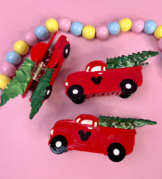 Red Truck With Tree 🎄 Claw Clip