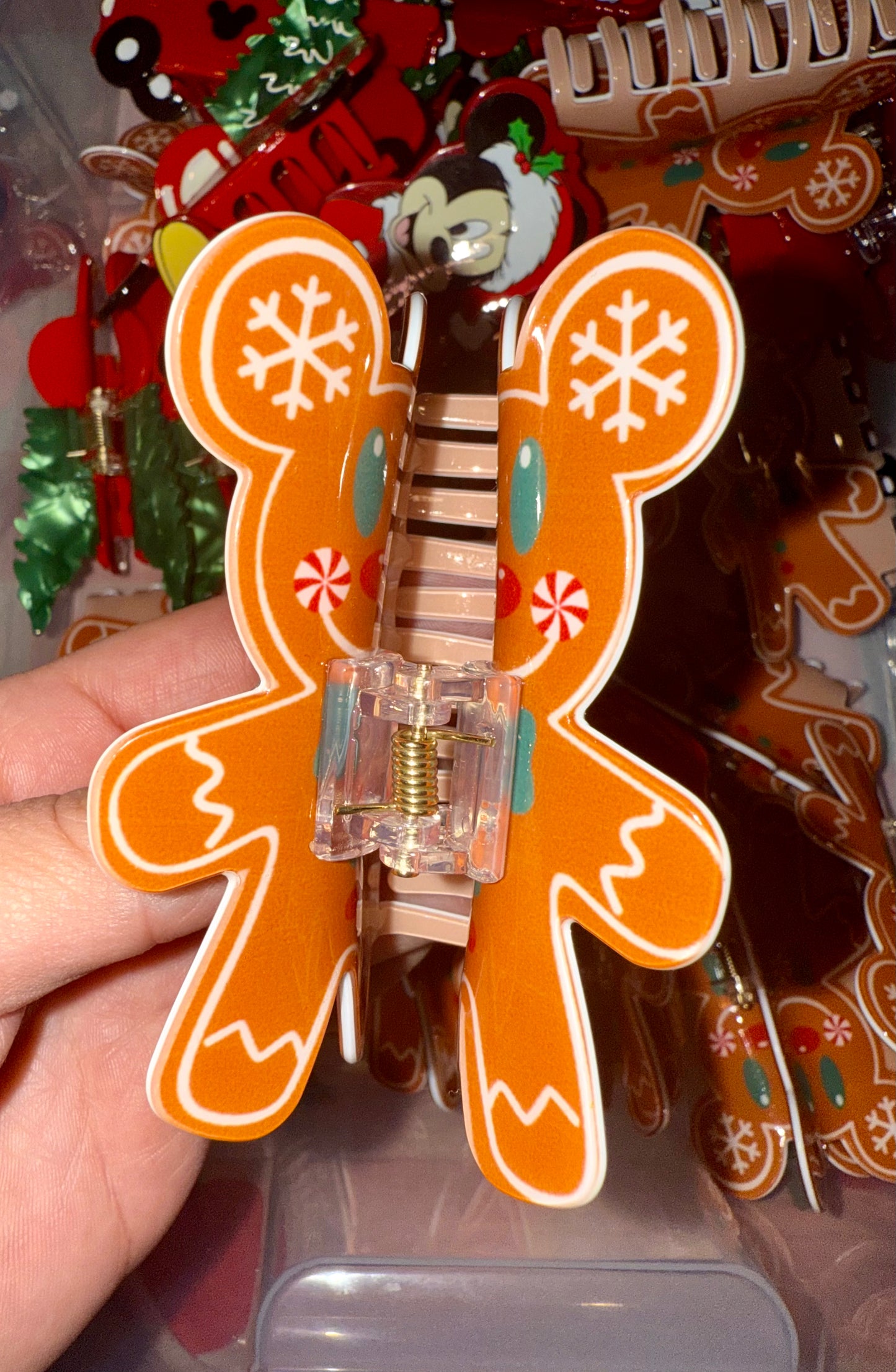 Mickey Gingerbread Claw Clip✨