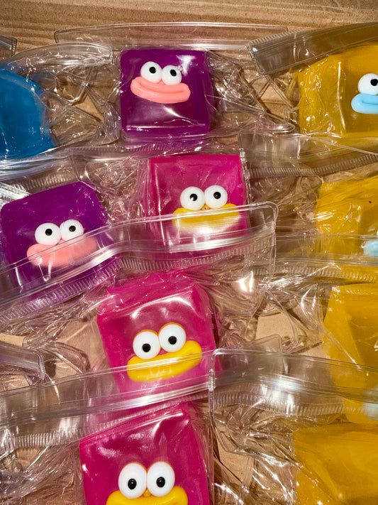 Squishy Small Cube Cuties 💕 🙂