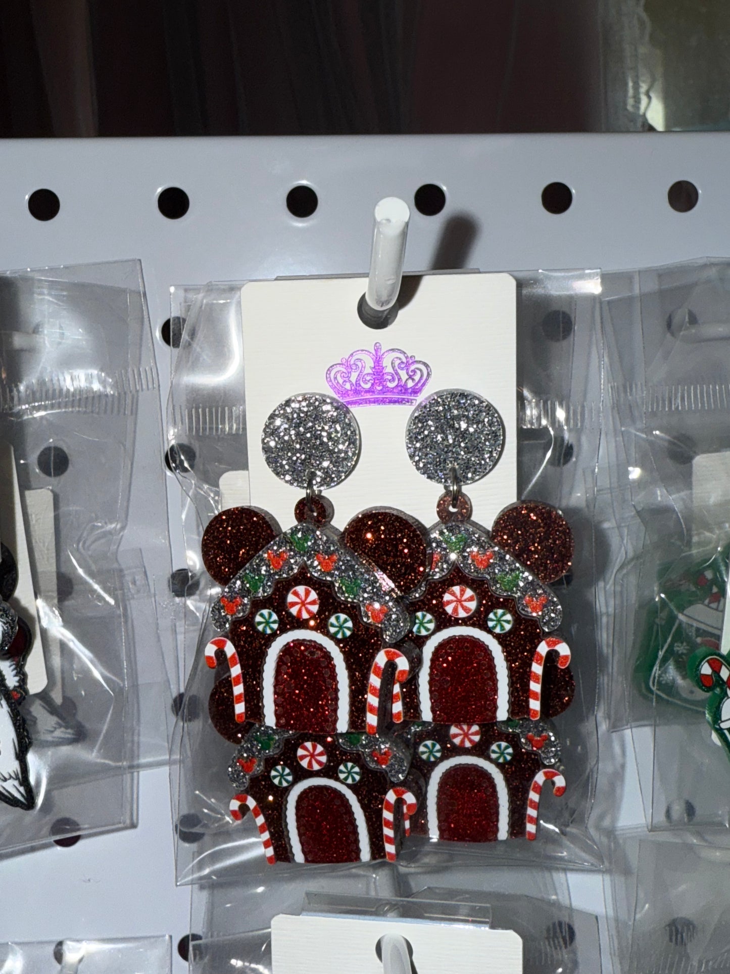 Disney-Inspired Gingerbread Earrings ✨🎄